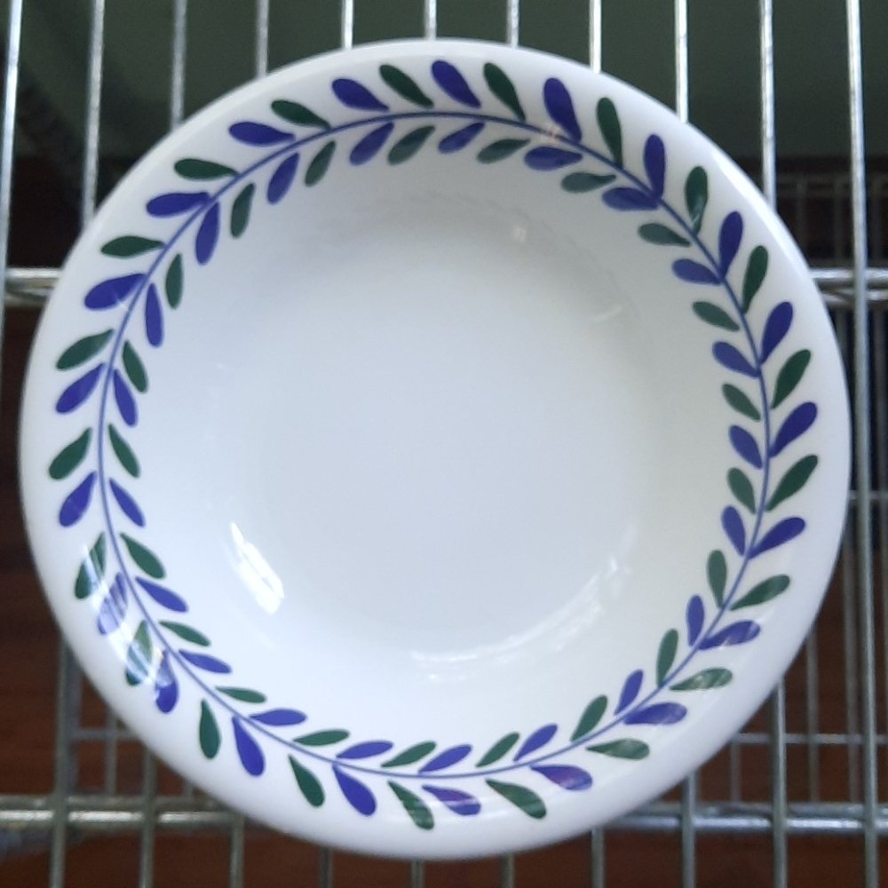 Furio pottery dinner bowl